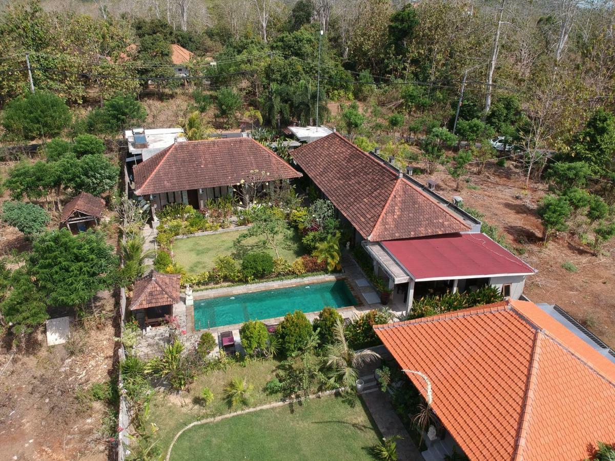 Paranyogan Homestay Uluwatu Exterior foto